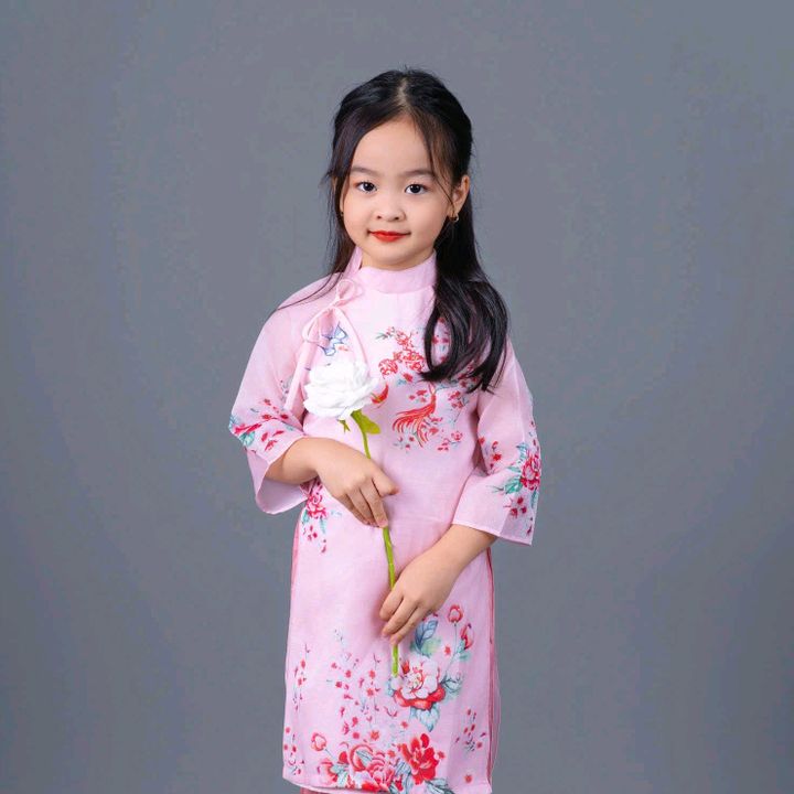 Bé Tấm sunrang