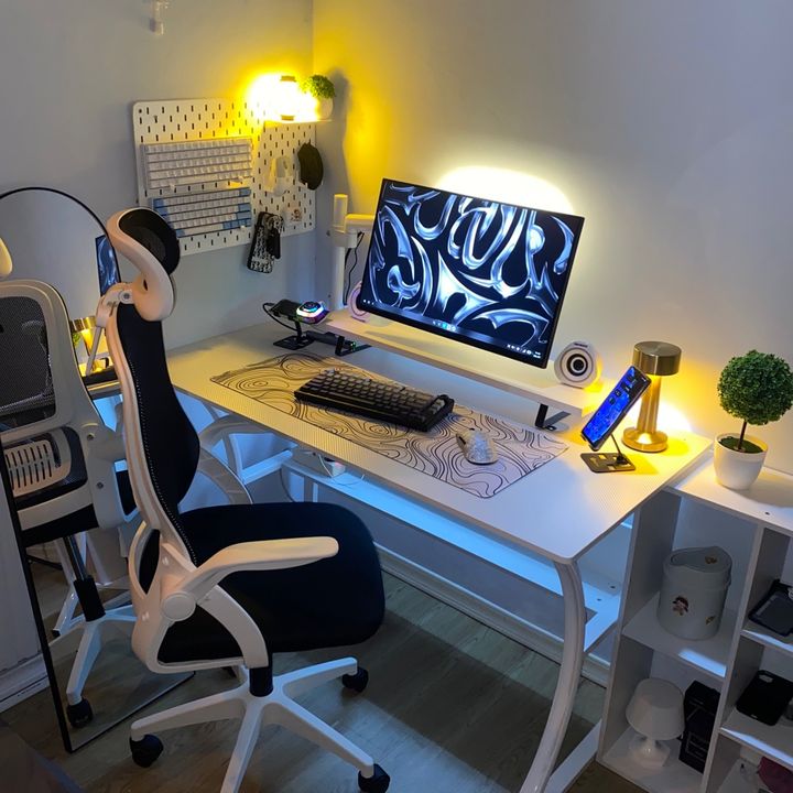hypernym | Room Decor
