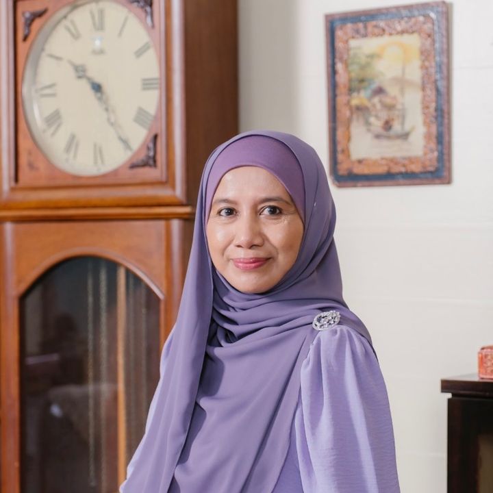 ANNA A.BAKAR
