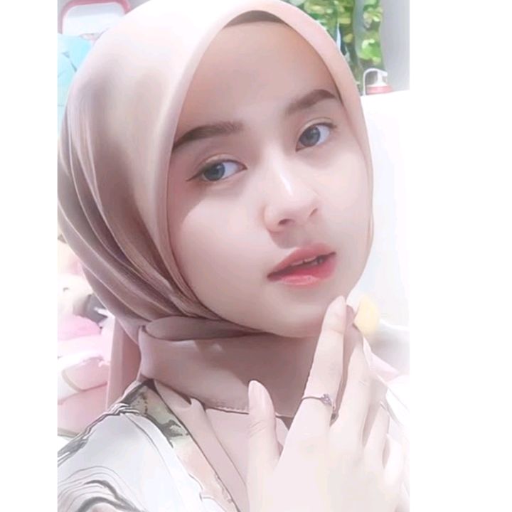 Reina Luv 💞