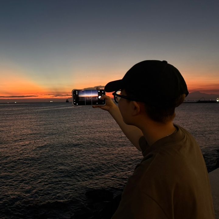 Thầy Alec ơii