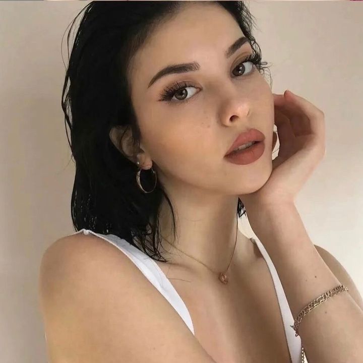 Isabella777