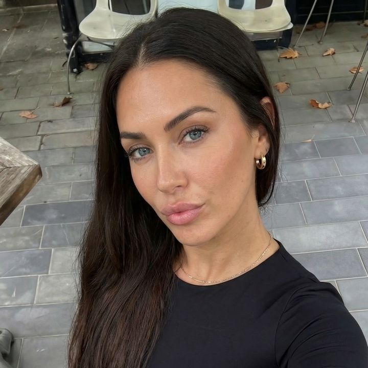 mia97official