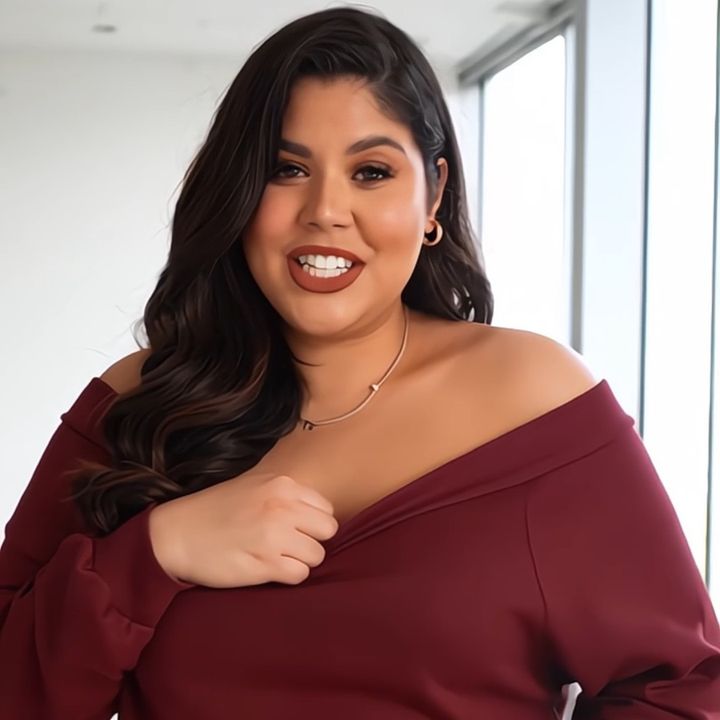 Valentina’s Curvy Closet