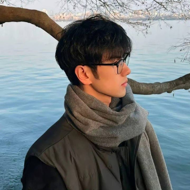 Tiệm Đồ Công Nghệ