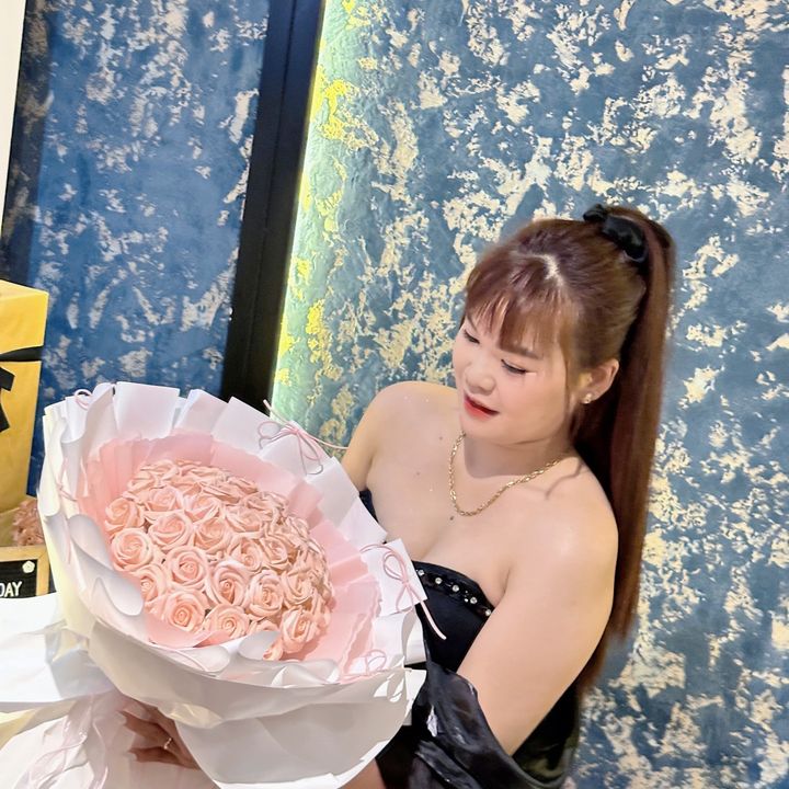 Mẹ Bỉm 98 xây kênh