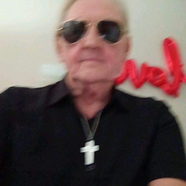 JR