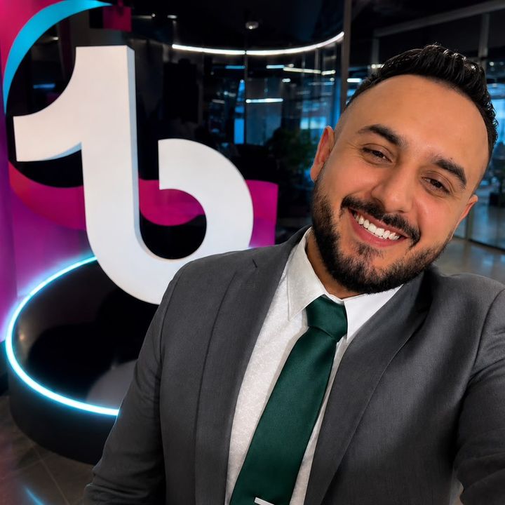 Victor Recomenda