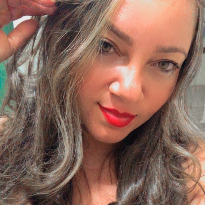 Núbia Bessa 🛍️🛒
