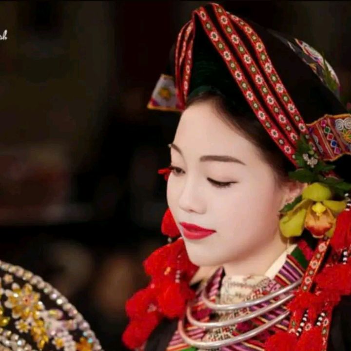 CÔ PHƯƠNG VẬN MỆNH CHỈ TAY