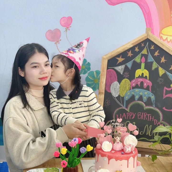 Nhi Phụ Kiện