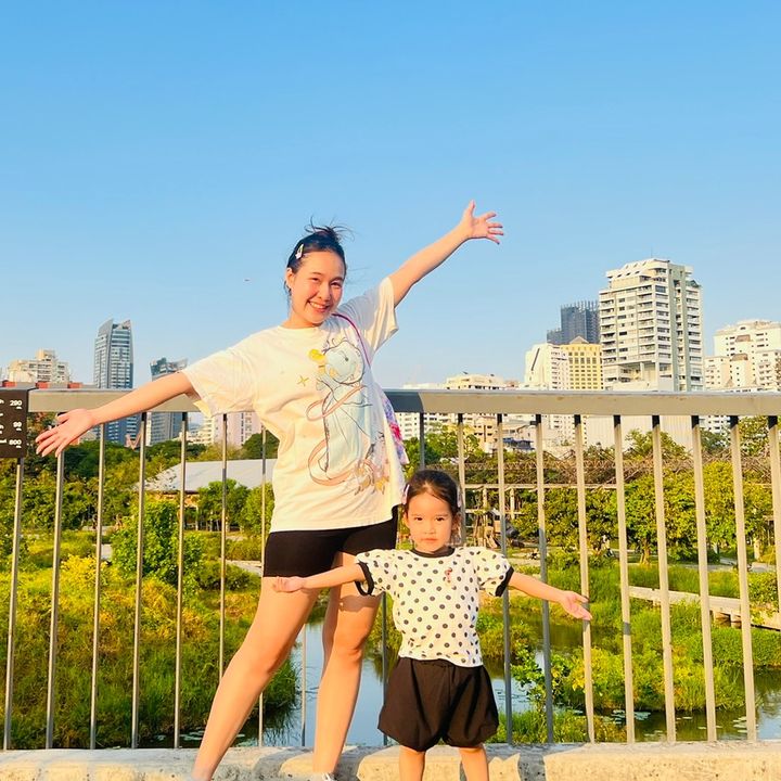 แม่ญเลี้ยงน้องอัยญ่า👧🏻👩🏻