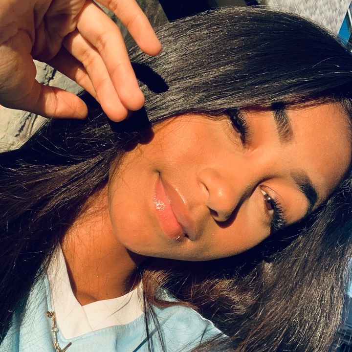 🎭