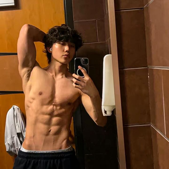 derek