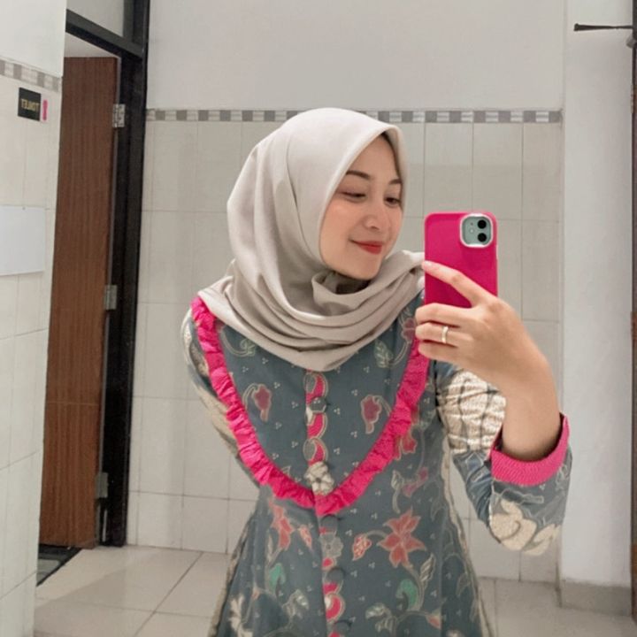 Waroeng Devi