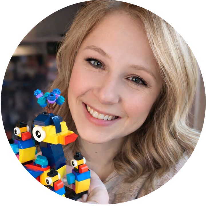Jess | CozyBrickMom