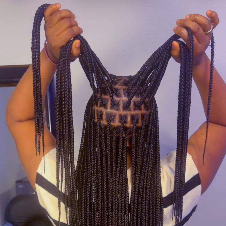 Hair by Momo 9545343758