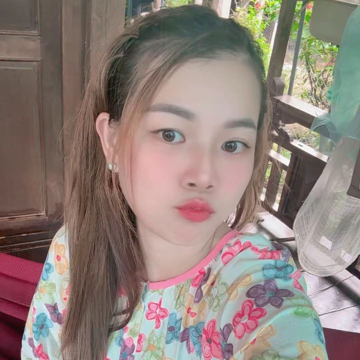 ❤️ Tuyền Khểnh ❤️