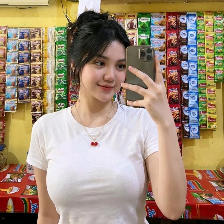 neng mutia