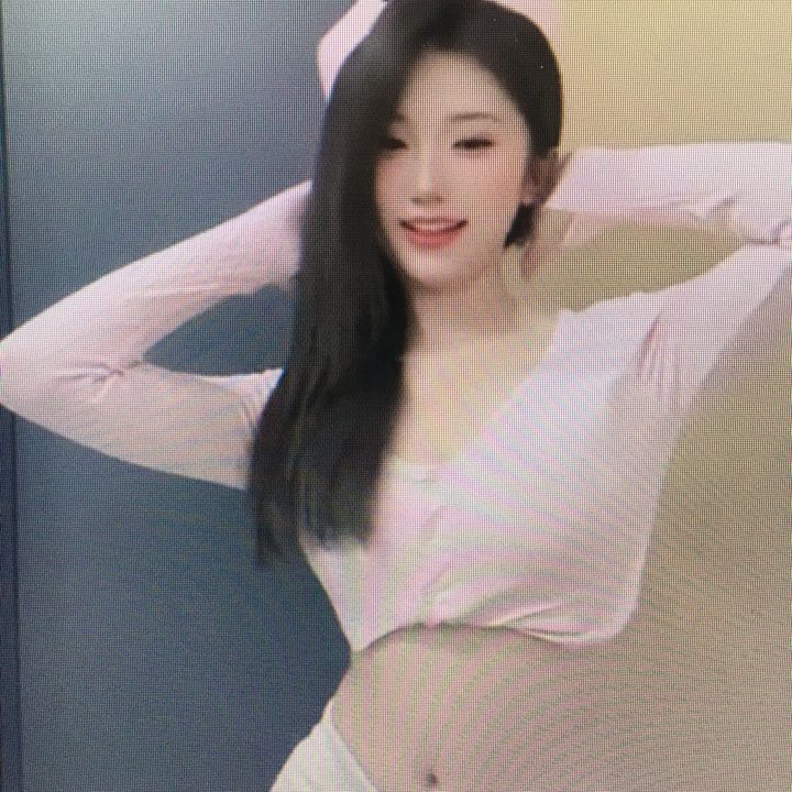 v0ouc8