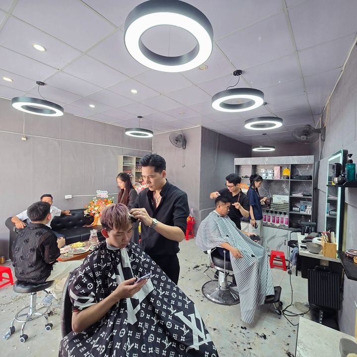 7AM HAIR STUDIO⚕️