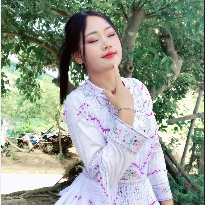 Giàng thị hoa