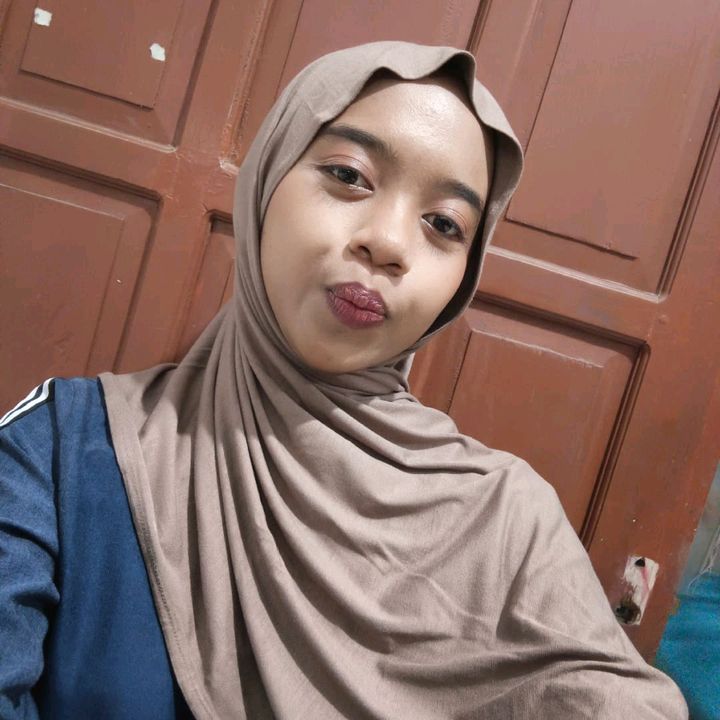 She Yuli _ Charger hp