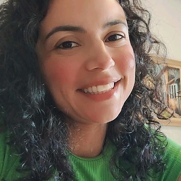 Francielle Sales