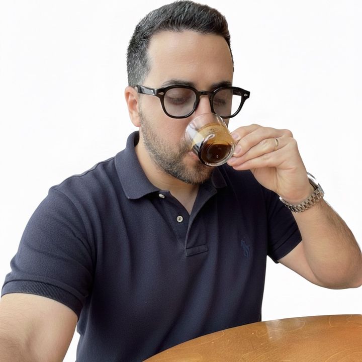 ירדן אלמוג • יועץ עסקי • משקיע