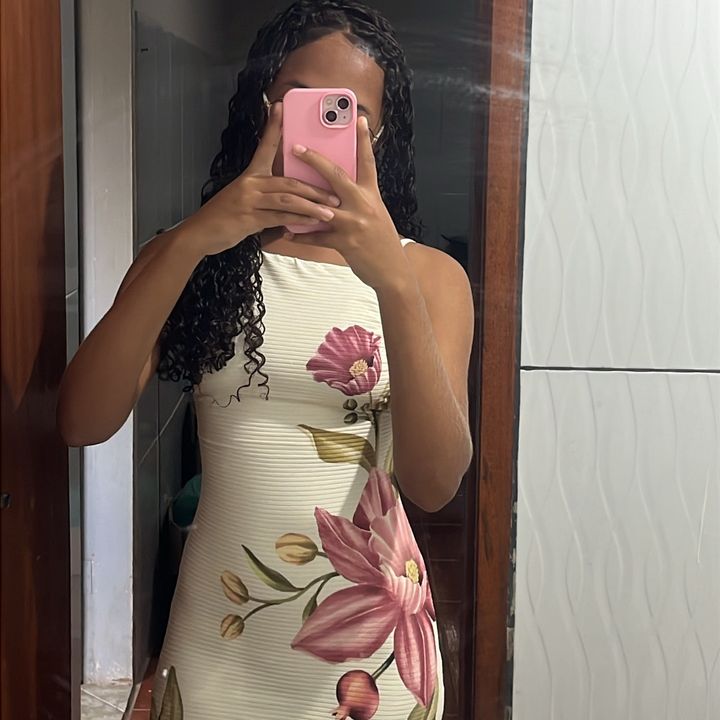 Joyce com Y🙂‍↔️