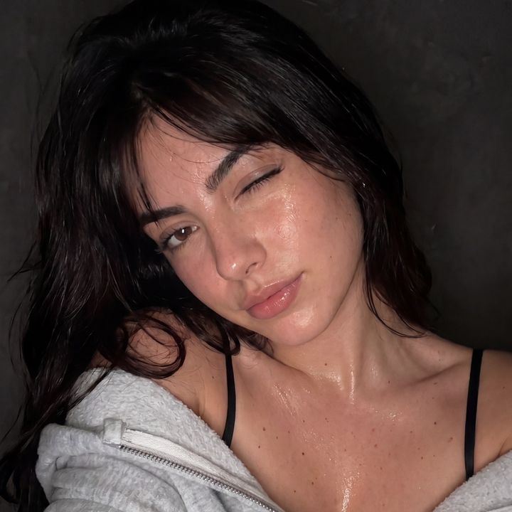 ~