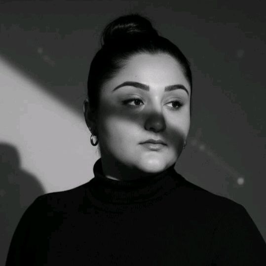 Nayara Molina | CREATOR