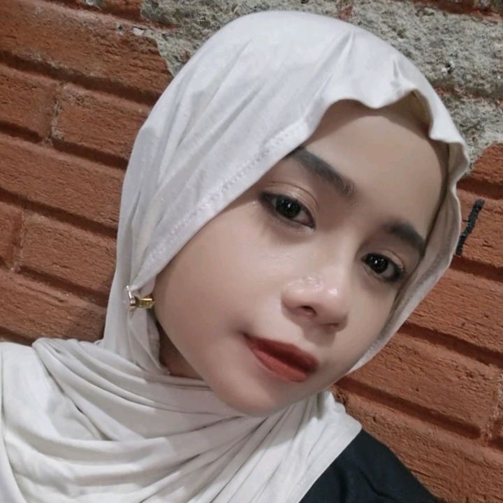 April Apriyani