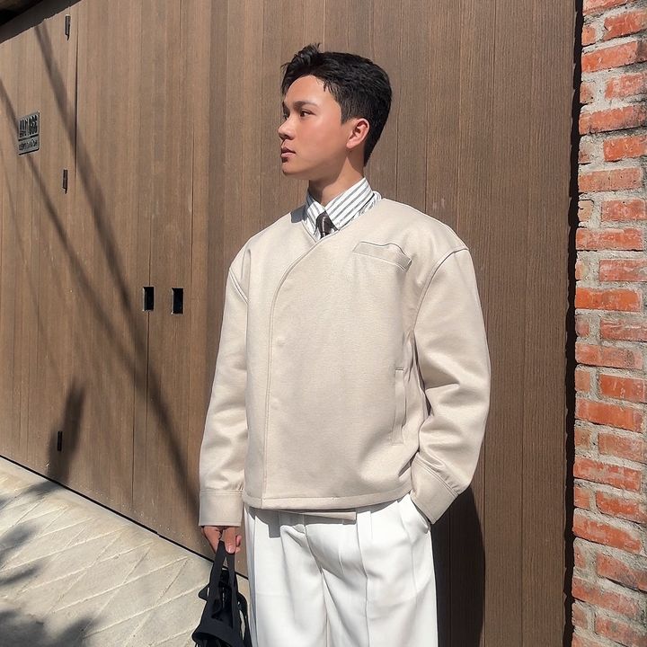 Tủ Đồ Của He