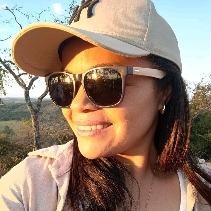 Rosa Moreira/ Creator