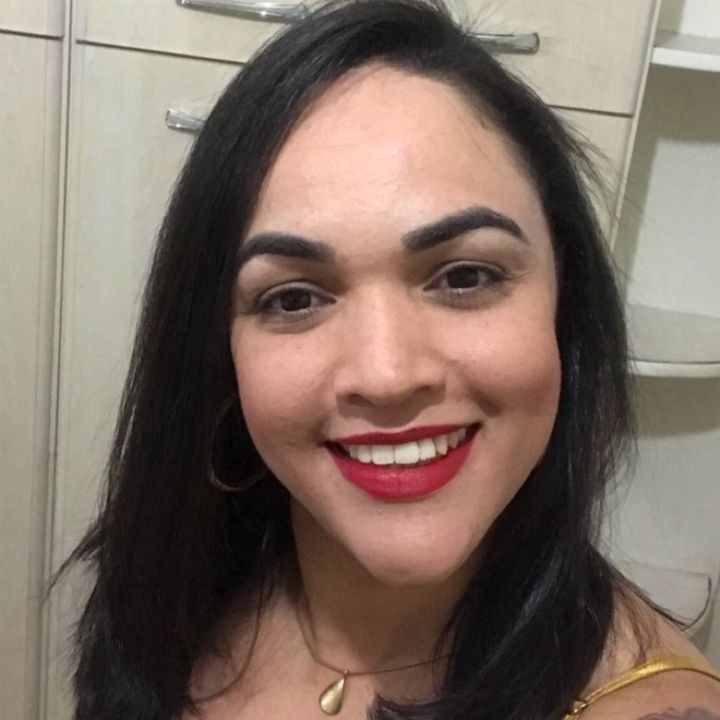 Angela Gomes