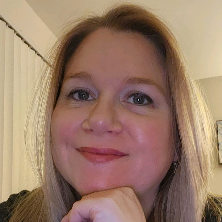 Dee | TikTok Reviews