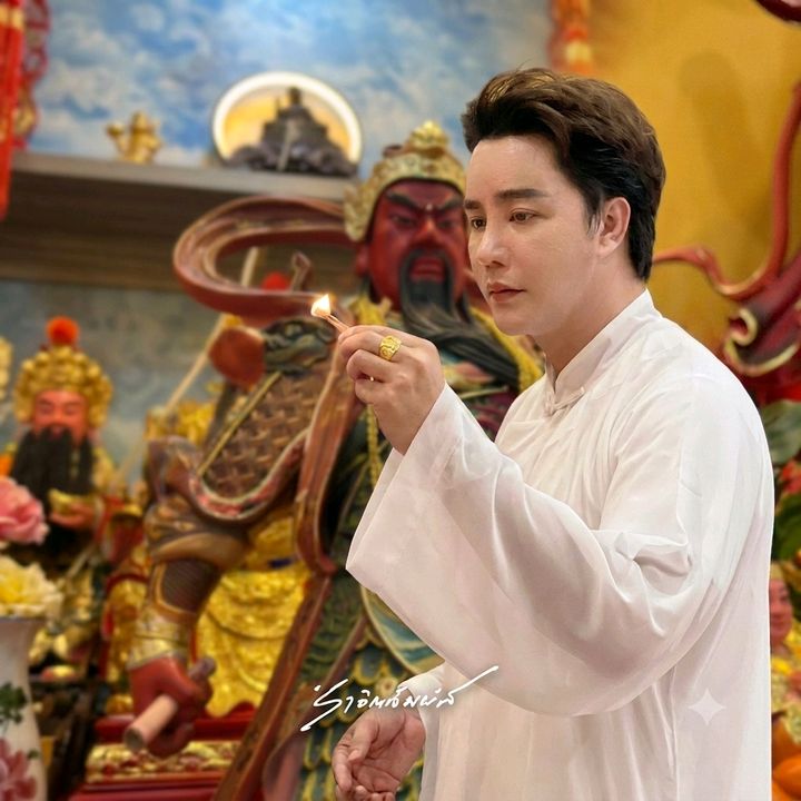 มงคลเปลี่ยนชีวิตByริวจิตสัมผัส