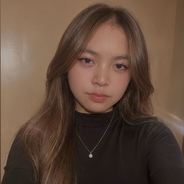 ella ୨ৎ