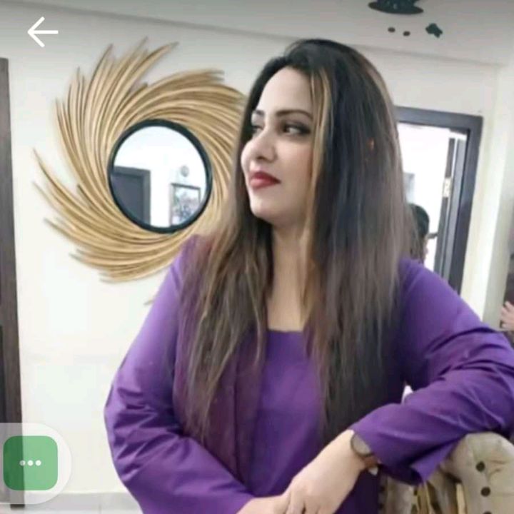 Laila Khan 🏰