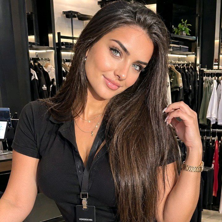 Larissa Looks💞