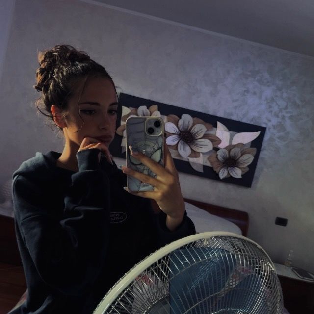 𝒜𝓁ℯ☆