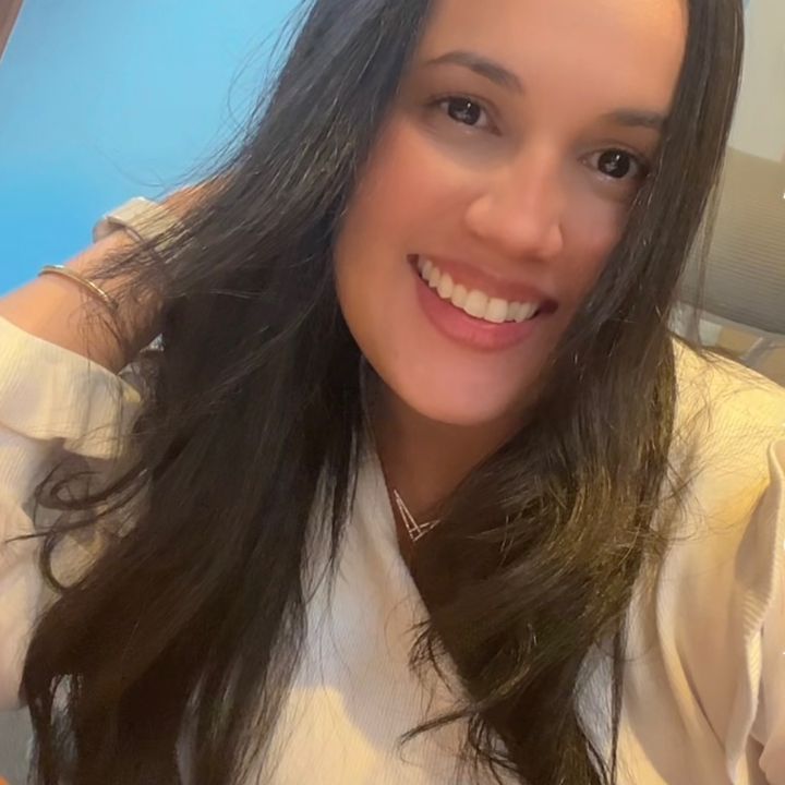 Aline Praça