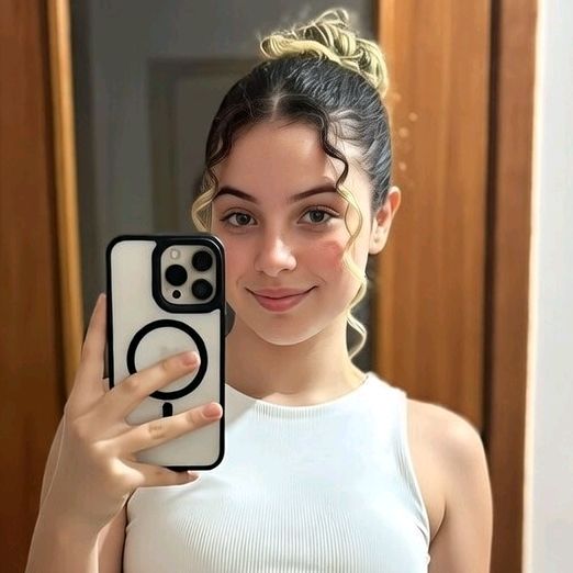 Mari Bella