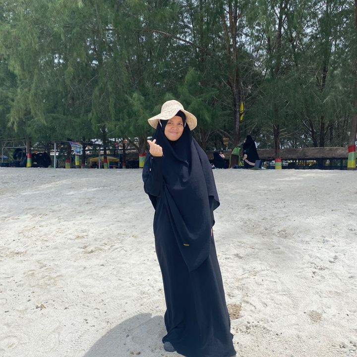 Ummu Khansa ⋆.𐙚 ̊