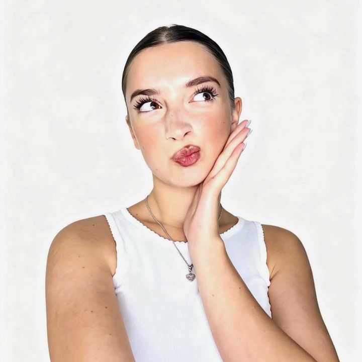 nicolee