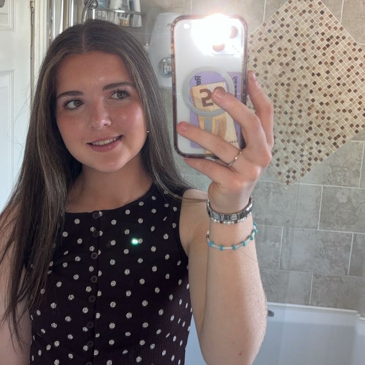 Eva❣️