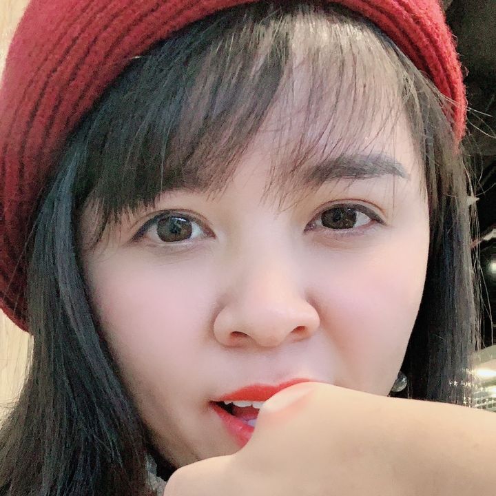 Hằng Rì Viu Gia Dụng