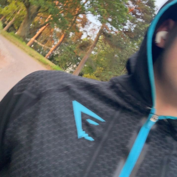 AJ 🦈