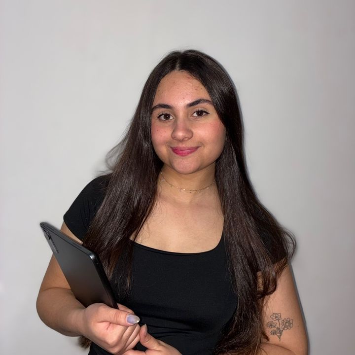 Gabrielly Oliveira | Creator